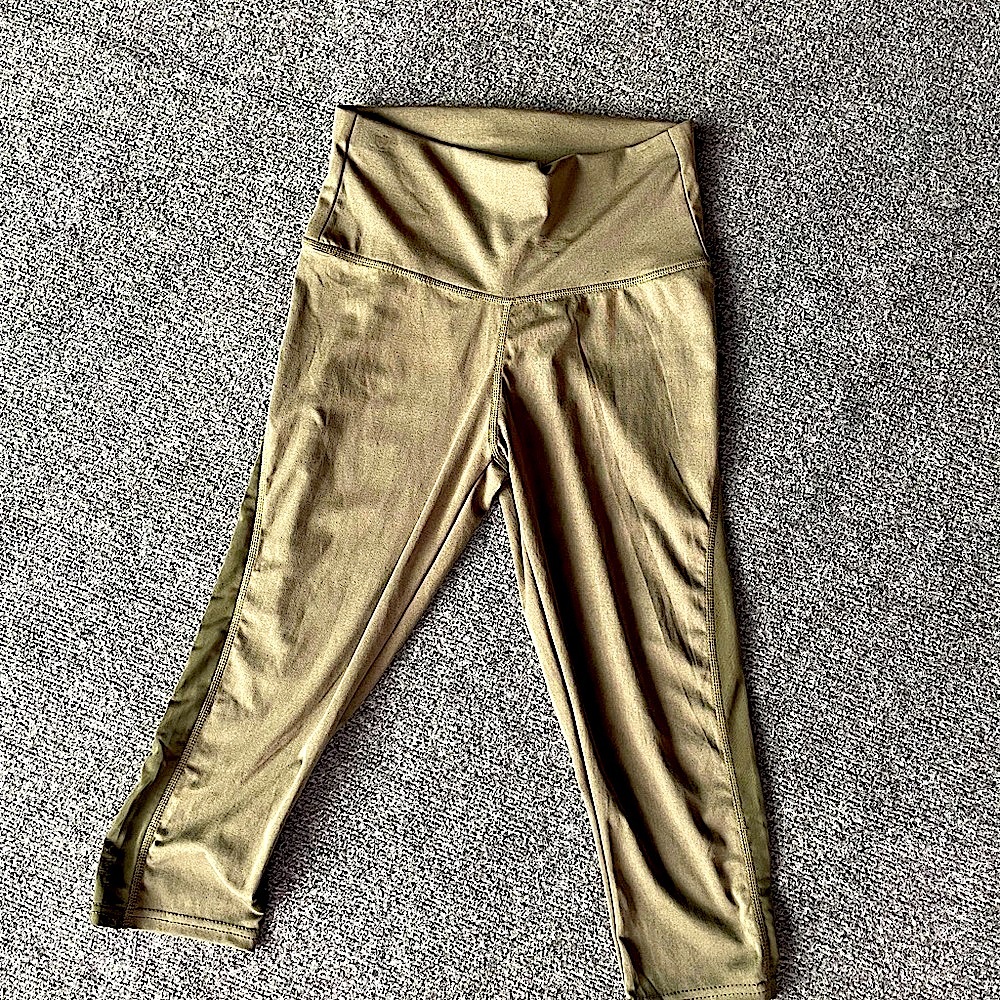 Olive Green capri leggings yoga pants mesh side cut out poly/spandex S/M